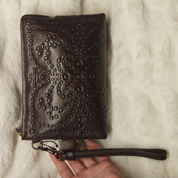 See Updated Listing in my Closet for lowered price - Picture 3 of 16